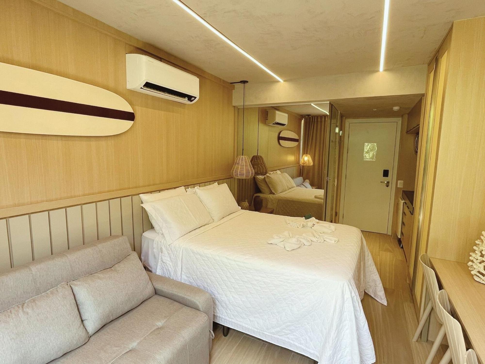 Setai Yacht Garden Iii By Almare Flats *